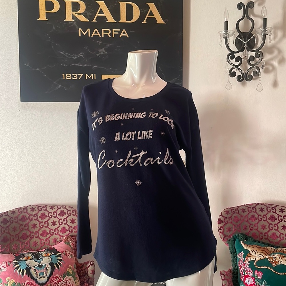 Women’s Holiday long sleeve sweatshirt